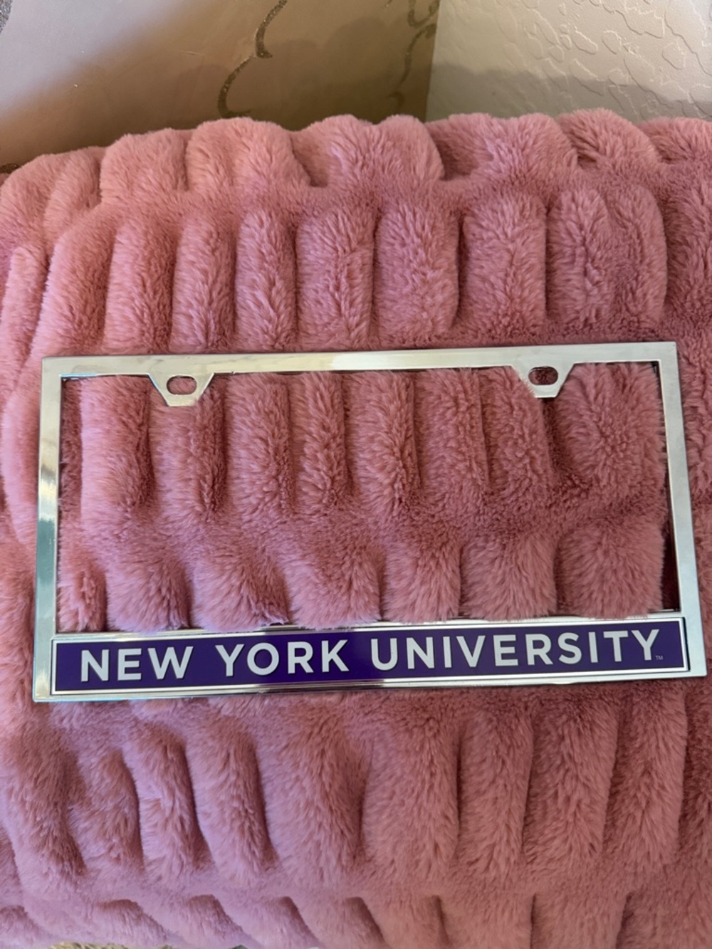 NYU Metal License Plate Frame - Picture 2 of 6